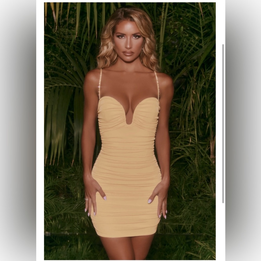 Yellow oh Polly mini dress